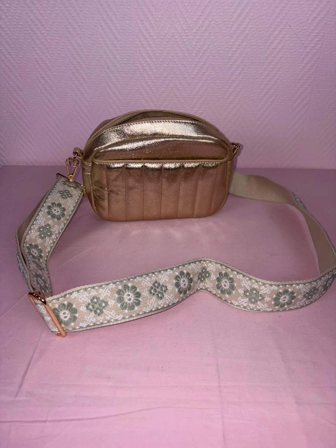 Petit sac à Bandouliere, San Marina super état
